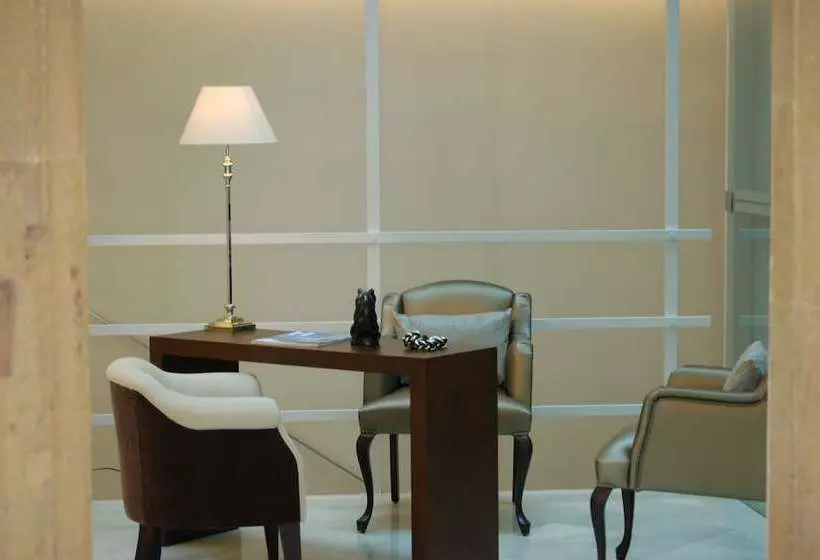 Отель Ramblas Internacional