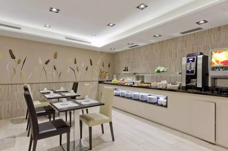 Отель Santa Marta