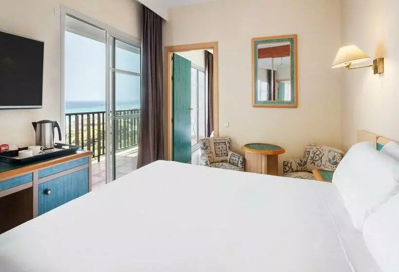 호텔 Sol Milanos Pingüinos