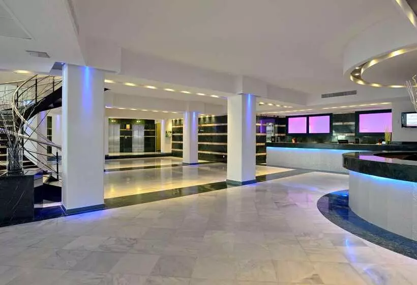 호텔 Sol Milanos Pingüinos