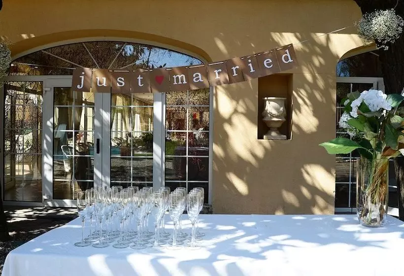 Отель Termes La Garriga