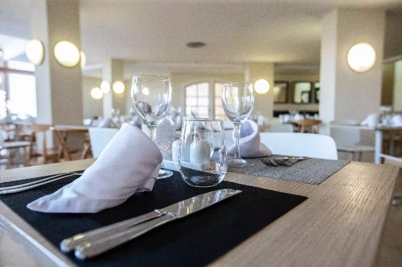 Отель Tres Torres