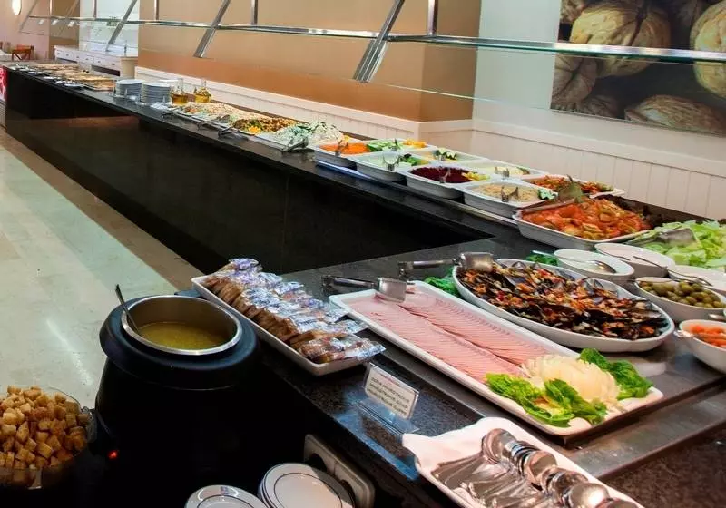 Отель Tres Torres