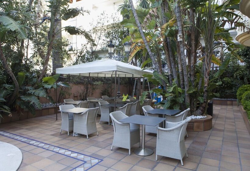 ホテル Urh Sitges Playa