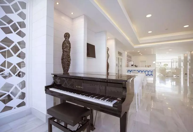 Mar Hotels Playa De Muro Suites