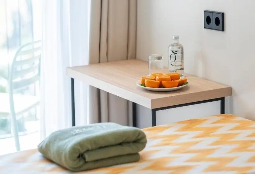 Tangerine by Honne Hotels - Adults Only