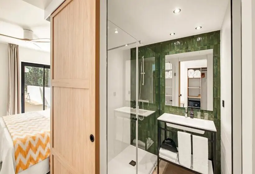 Tangerine by Honne Hotels - Adults Only