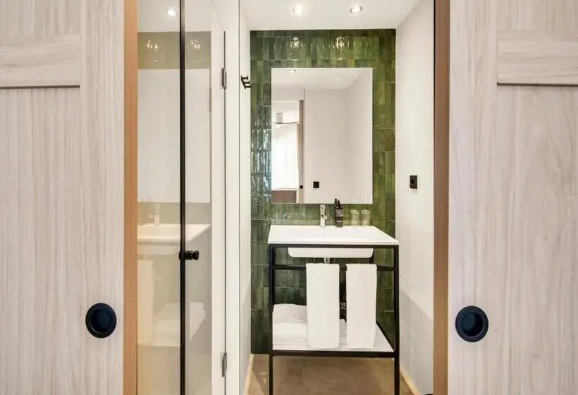 Tangerine by Honne Hotels - Adults Only