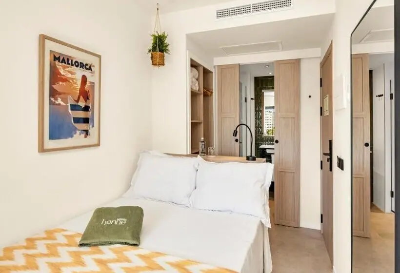 Tangerine by Honne Hotels - Adults Only