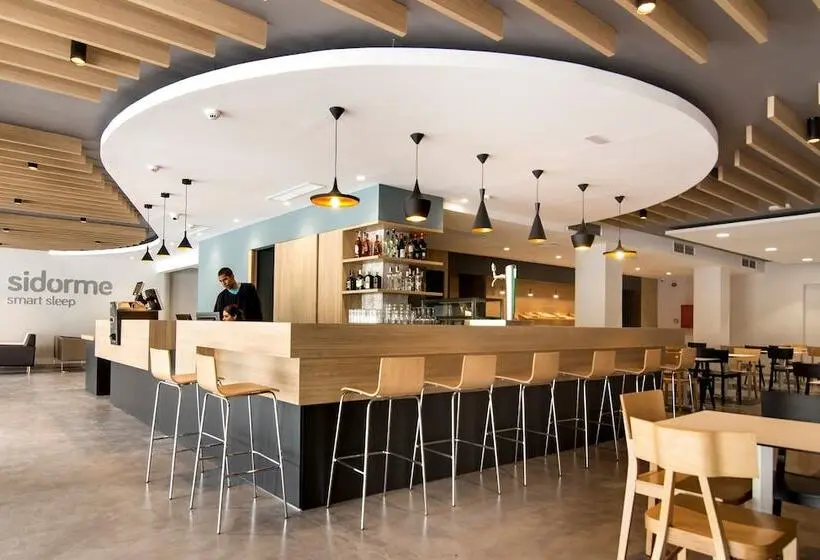 B&B Hotel Donostia San Sebastián Aeropuerto