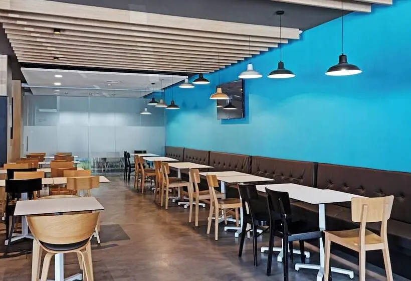 B&B Hotel Donostia San Sebastián Aeropuerto