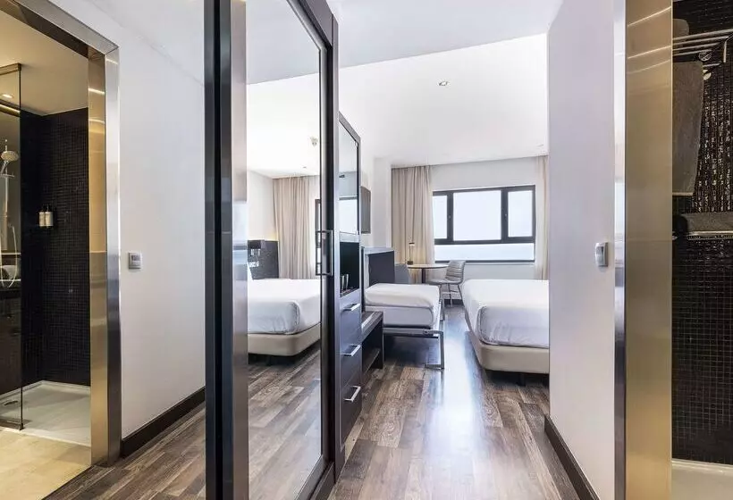 Hotel Cádiz Paseo del Mar, Affiliated by Meliá