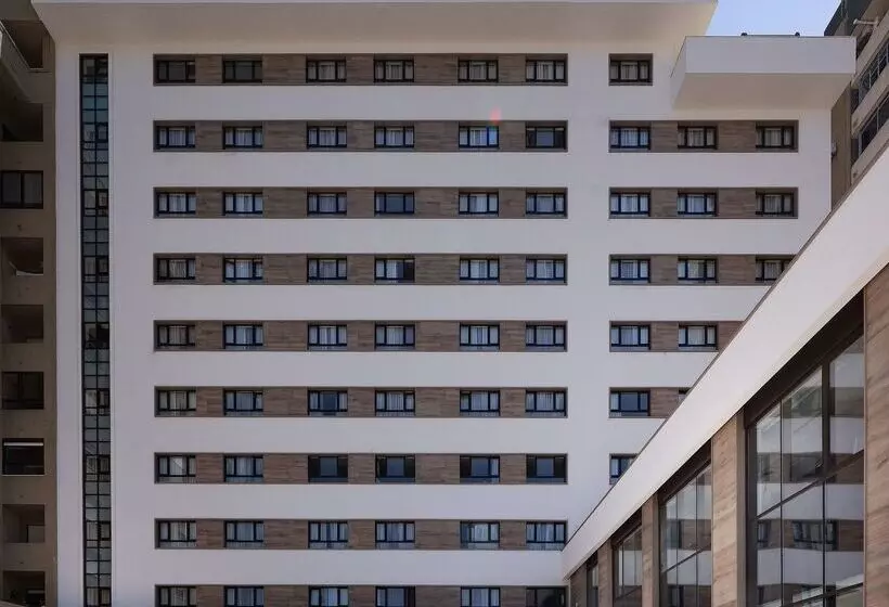 Hotel Cádiz Paseo del Mar, Affiliated by Meliá