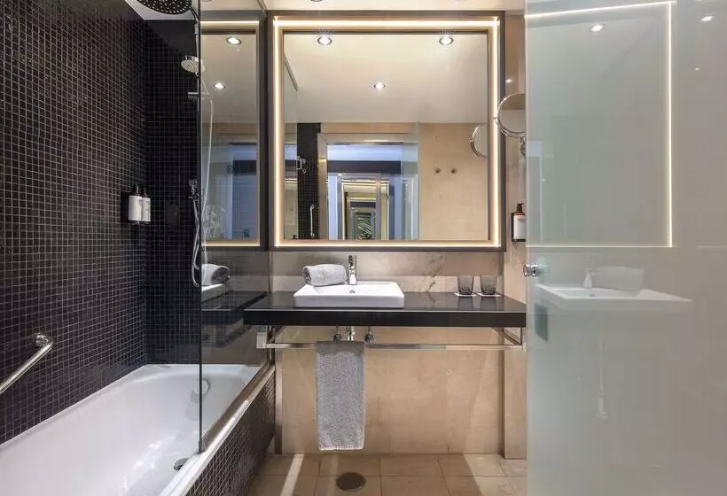 Hotel Cádiz Paseo del Mar, Affiliated by Meliá