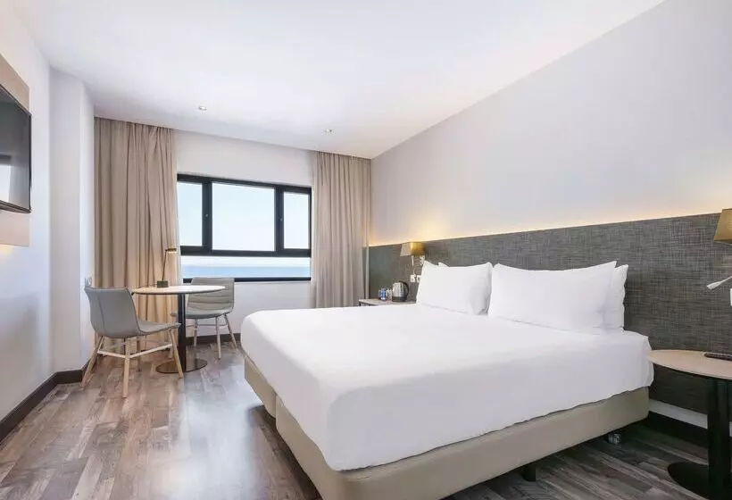 Hotel Cádiz Paseo del Mar, Affiliated by Meliá