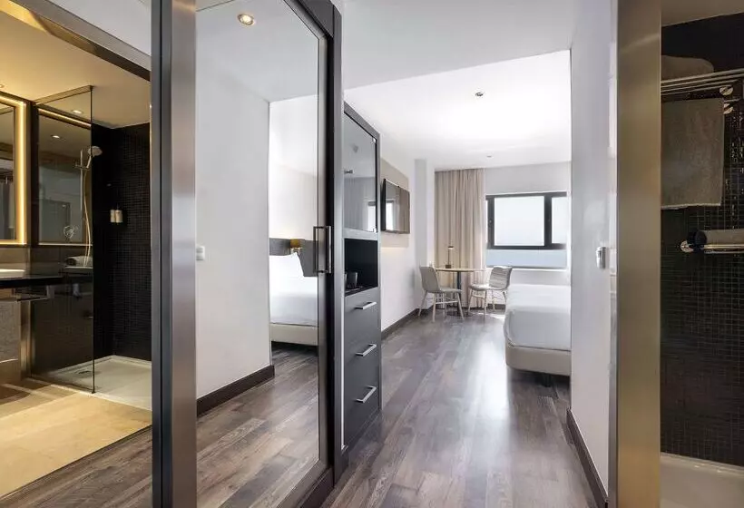 Hotel Cádiz Paseo del Mar, Affiliated by Meliá