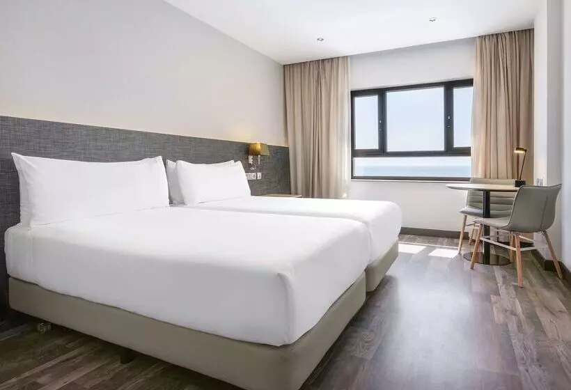 Hotel Cádiz Paseo del Mar, Affiliated by Meliá