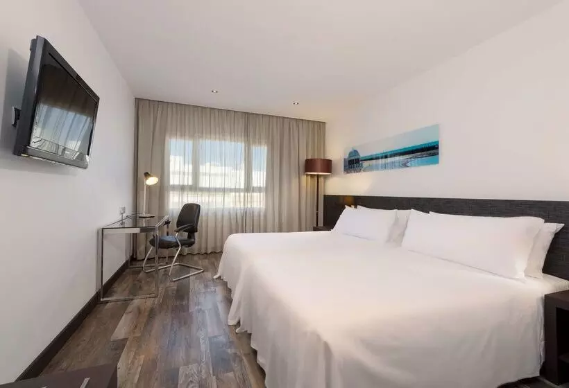 Hotel Cádiz Paseo del Mar, Affiliated by Meliá