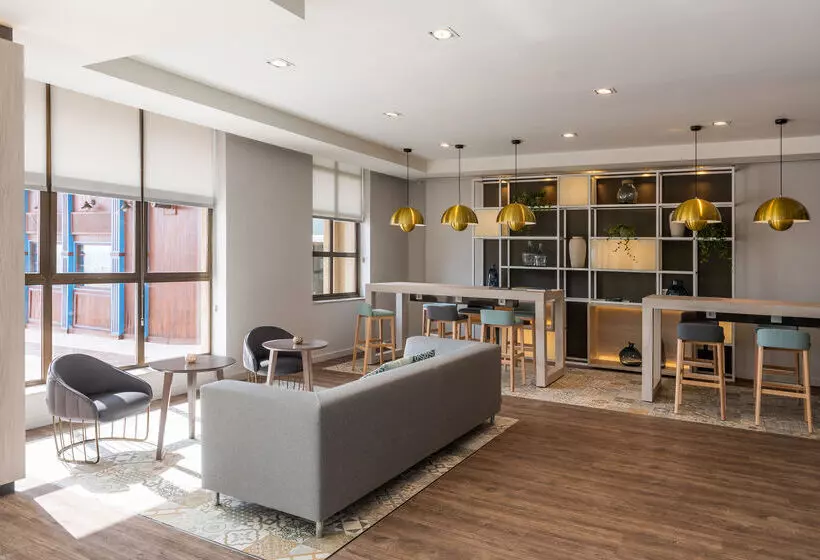 Hotel Cádiz Paseo del Mar, Affiliated by Meliá