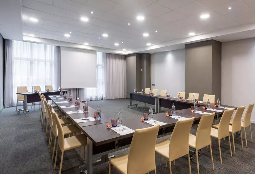 Hotel Cádiz Paseo del Mar, Affiliated by Meliá