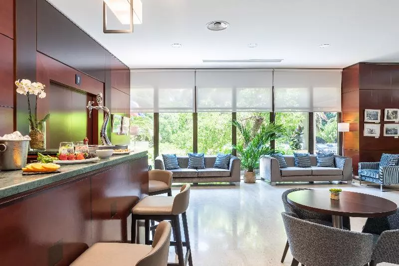 فندق Eurostars Ciudad De La Coruna