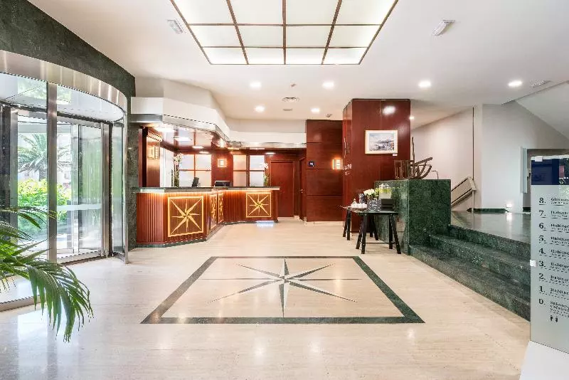 فندق Eurostars Ciudad De La Coruna