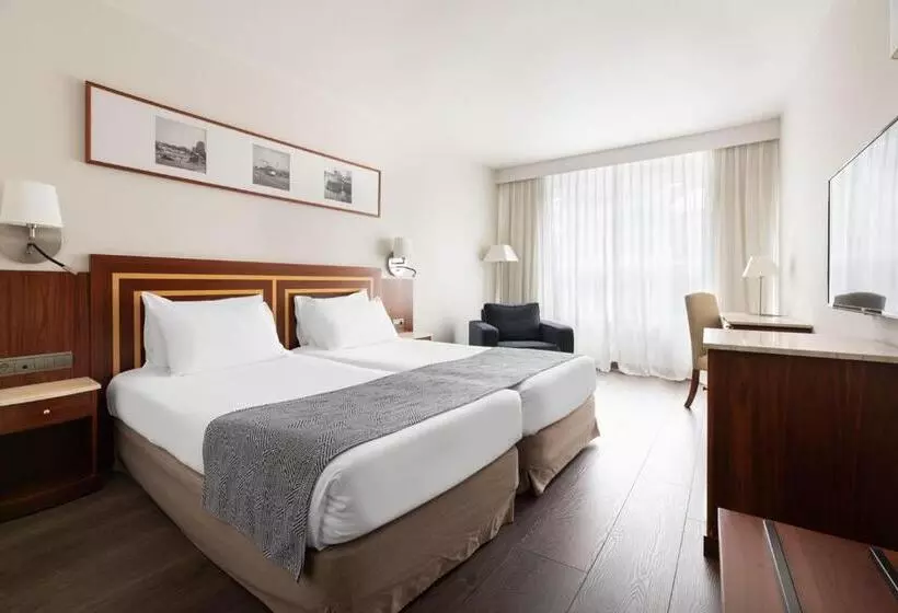 فندق Eurostars Ciudad De La Coruna