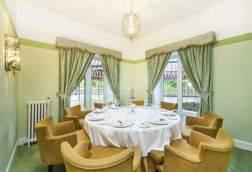 ホテル Globales Reina Cristina