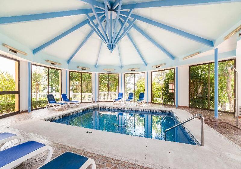 فندق Globales Reina Cristina