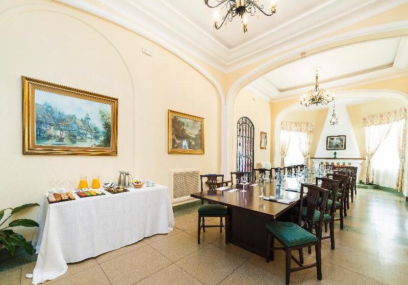 فندق Globales Reina Cristina