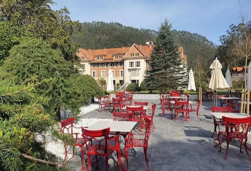 Gran Hotel Balneario De Puente Viesgo