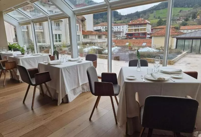 Gran Hotel Balneario De Puente Viesgo