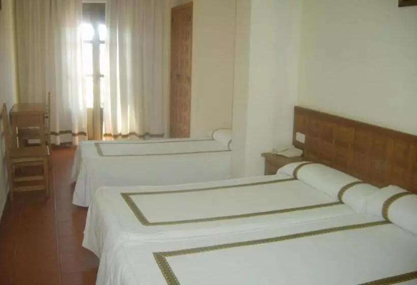 Отель Hispanidad