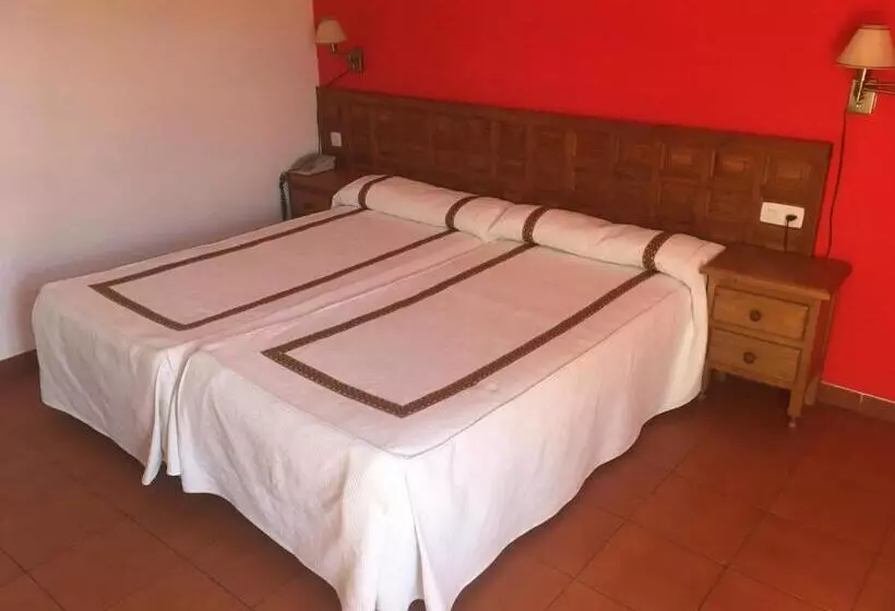 Отель Hispanidad