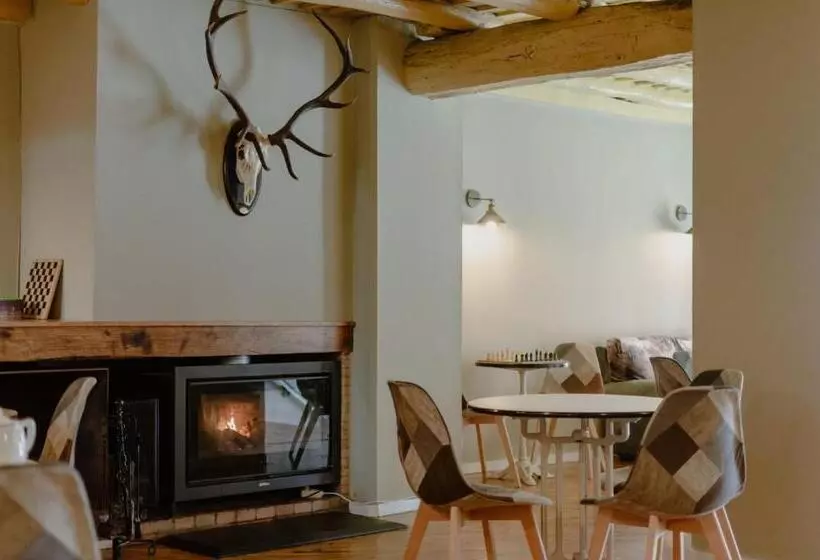 فندق La Posada De Alájar