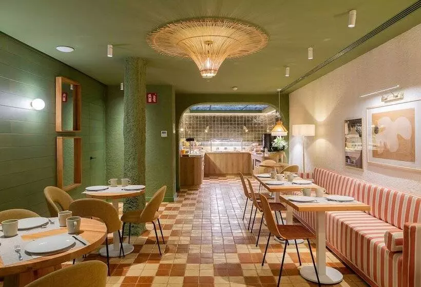 ホテル U Sense Granada Centro