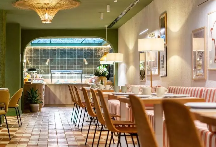 ホテル U Sense Granada Centro