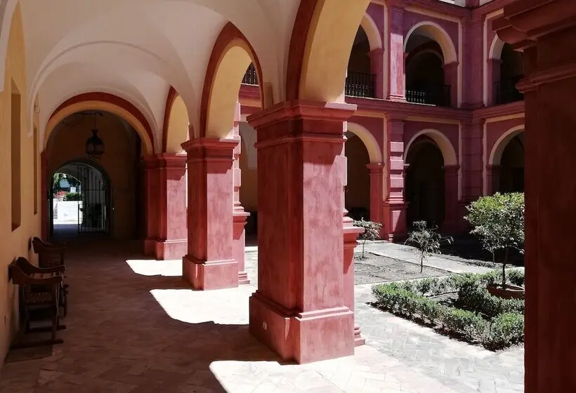ホテル Monasterio De San Francisco