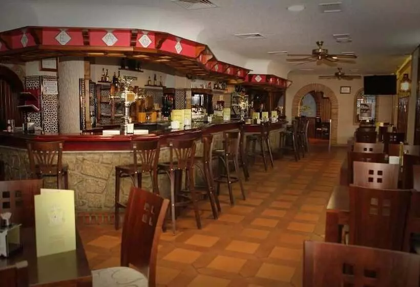 ホテル Restaurante El Cortijo De Miajadas