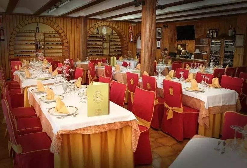 ホテル Restaurante El Cortijo De Miajadas
