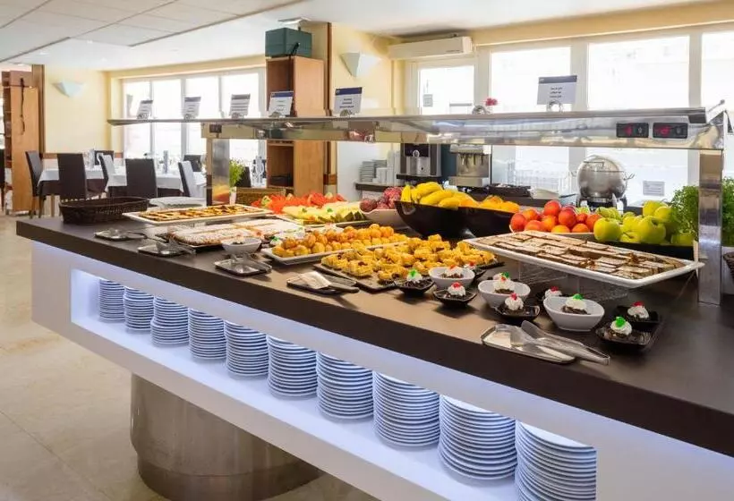 Отель Rh Casablanca Suites