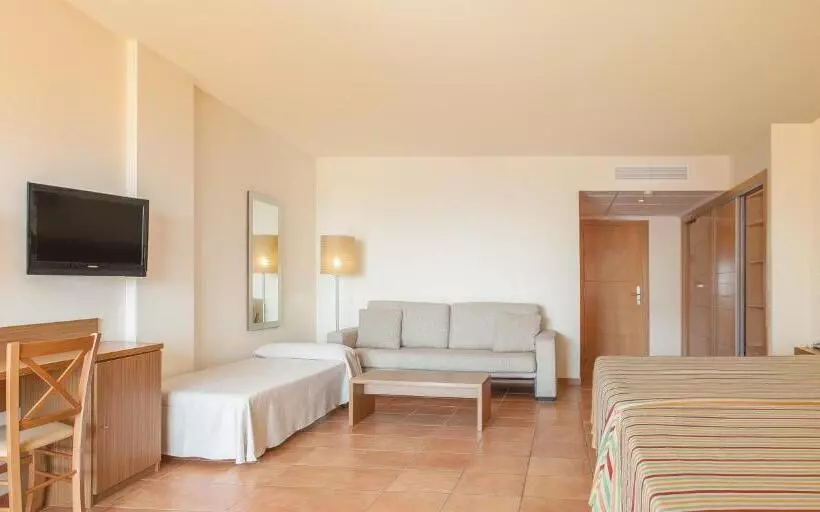 Отель Rh Casablanca Suites