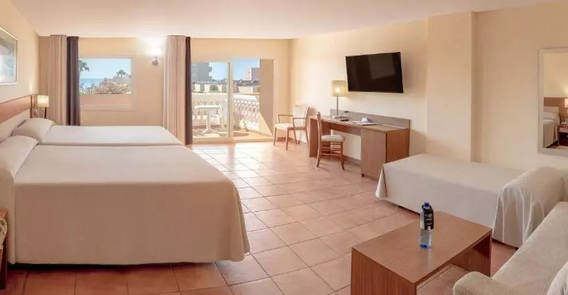 Отель Rh Casablanca Suites