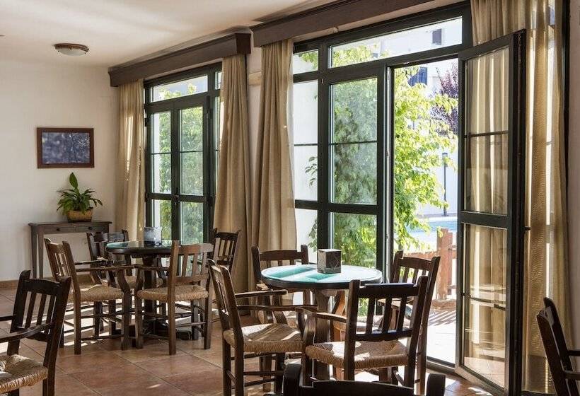 Hotel Rural Tugasa Sierra Y Cal