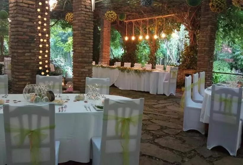 فندق Sierra Madrona