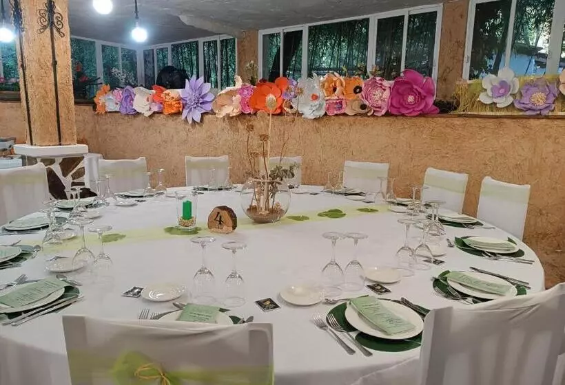 فندق Sierra Madrona