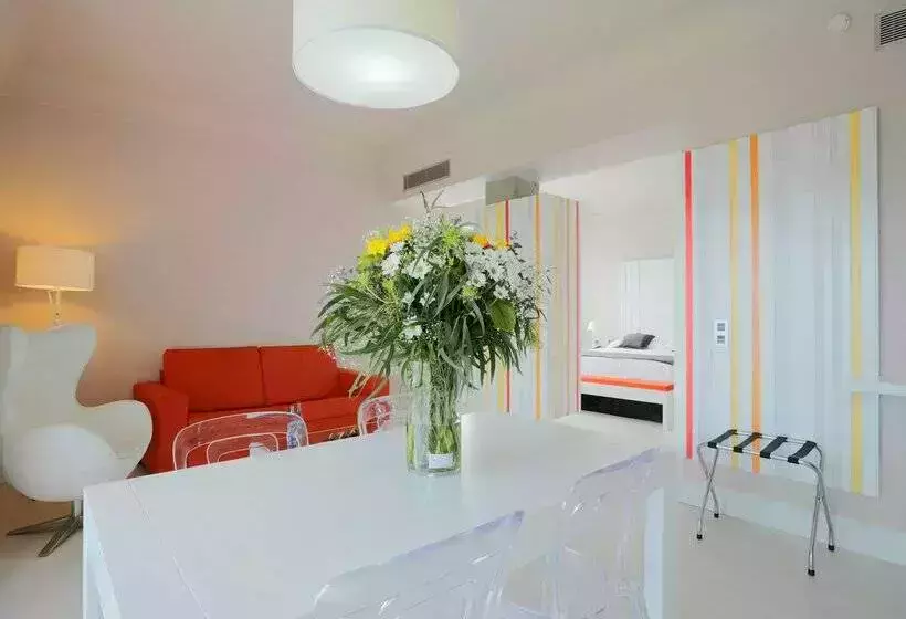 Отель Chamartín The One