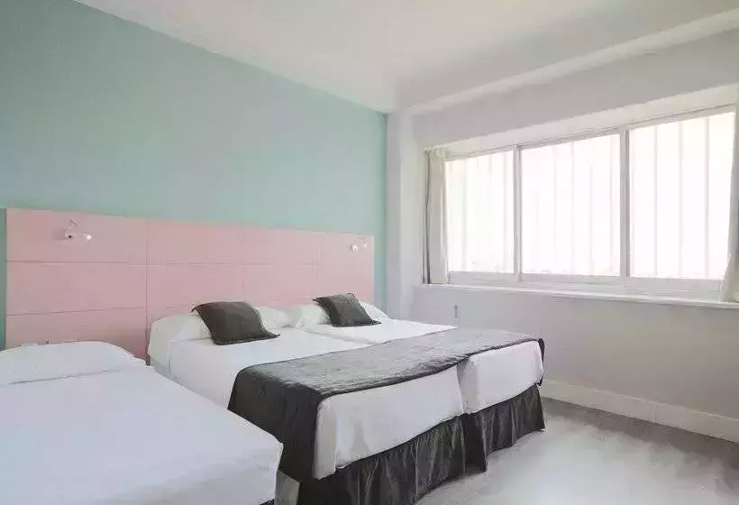 Отель Chamartín The One