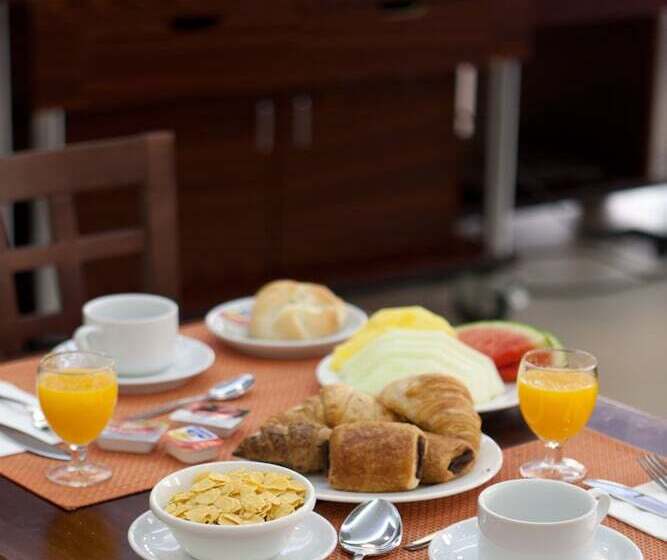 هتل Porcel Ganivet