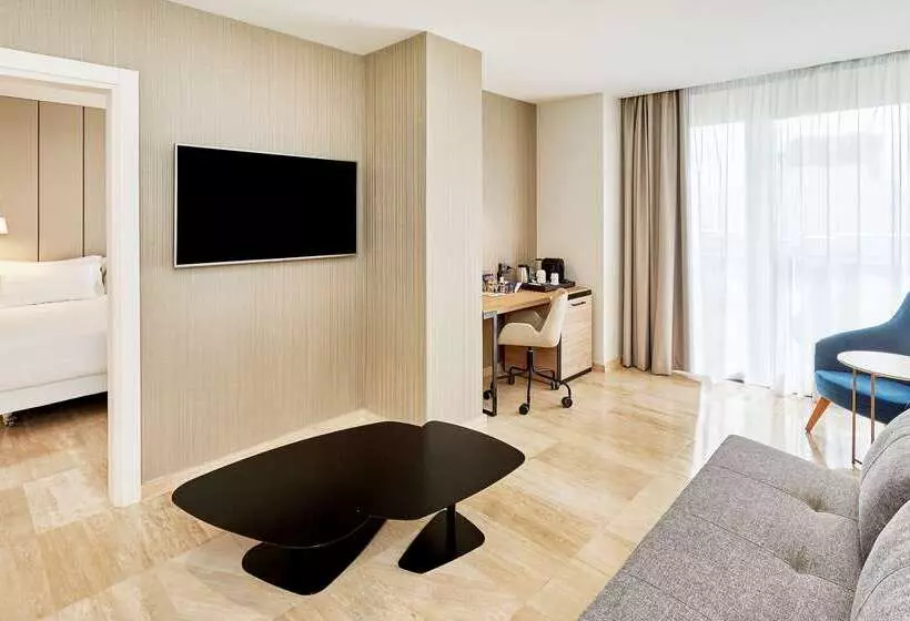 Hotelli NH Imperial Playa